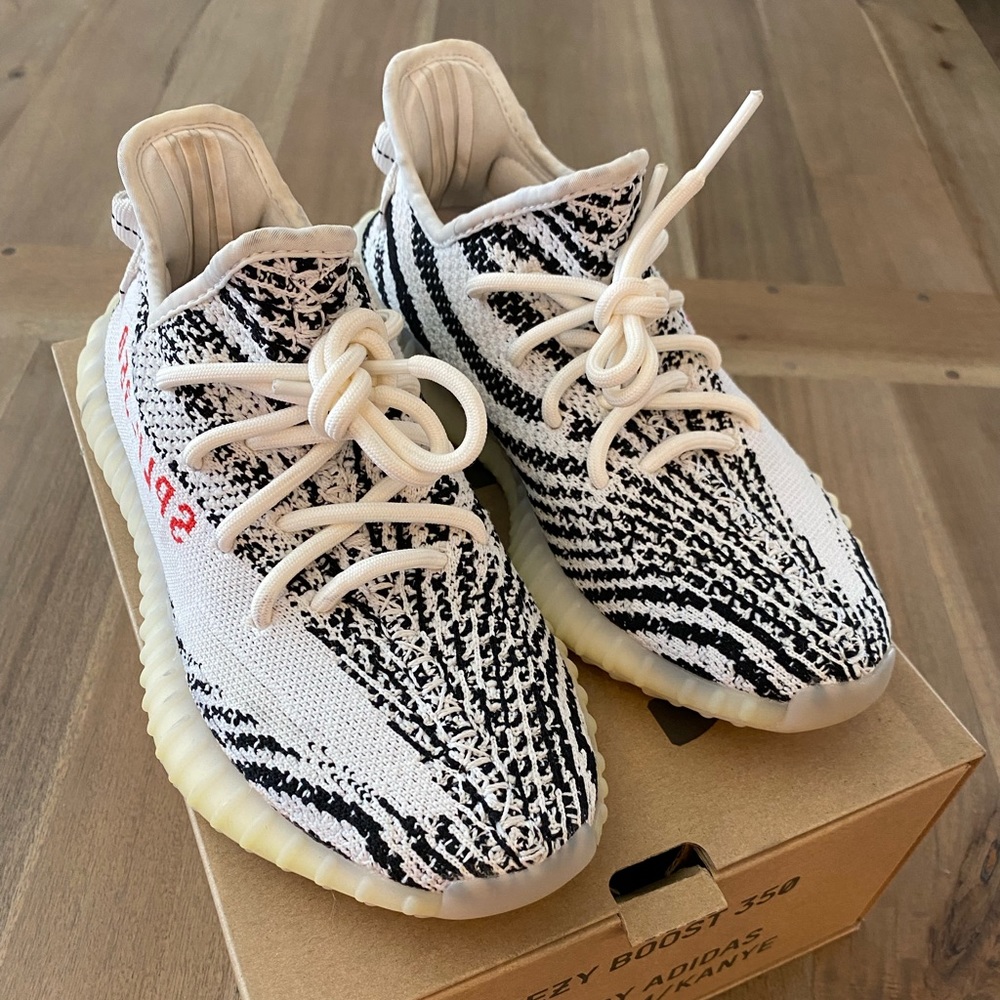 Yeezy 350 Zebra